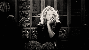 Taylor Swift GIF. Artiesten Taylor swift Gifs Fiets 