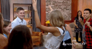 Taylor Swift GIF. Artiesten Taylor swift Gifs 22 