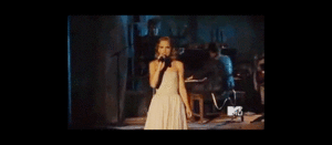 Taylor Swift GIF. Artiesten Taylor swift Gifs Mtv 22 
