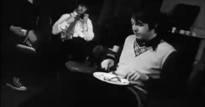 The Beatles GIF. Artiesten The beatles Gifs Beatlemania 