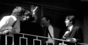 The Beatles GIF. Artiesten Film The beatles Gifs Wijnoogst Klassiek Zwart en wit Paul mccartney John lennon 6 