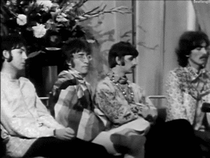 The Beatles GIF. Muziek Artiesten The beatles Gifs Wijnoogst Band Zwart en wit Paul mccartney John lennon George ha 
