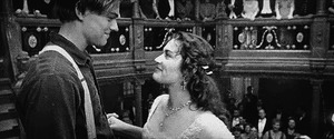 Leonardo Dicaprio GIF. Liefde Film Films en series Titanic Leonardo dicaprio Kus Gifs Filmsterren Lachend Glimlachen 