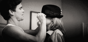 White Collar GIF. Liefde Films en series White collar Gifs Filmsterren Matt bomer Neal caffrey Sara ellis 