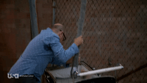 White Collar GIF. Films en series White collar Gifs Filmsterren Matt bomer Zwart en wit Neal caffery 