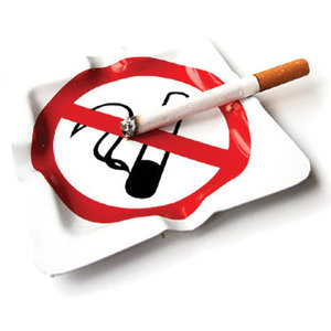 Plaatjes Asbak Verboden Voor Sigaretten!