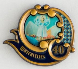 Plaatjes Efteling pins Efteling Jubileum Pins Waterlelies 40 Jaar