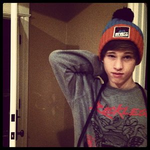 Plaatjes Ryan beatty 